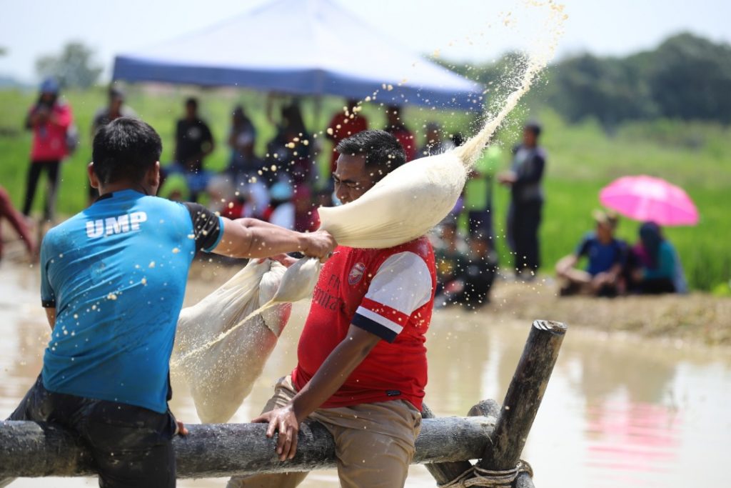 Sukan Tradisi Meriahkan Moh Mengemping Dan Berkubang 2019