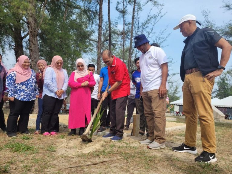 PEMUDA, PUTERI PERKASA STRATEGI PERKUAT PARTI