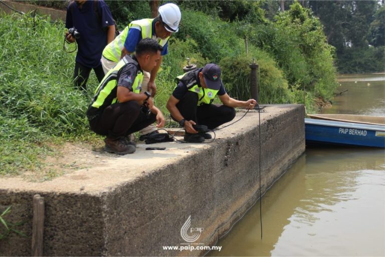 PENCEMARAN SUNGAI : MB BERI AMARAN SUPAYA KILANG LEBIH BERTANGGUNGJAWAB