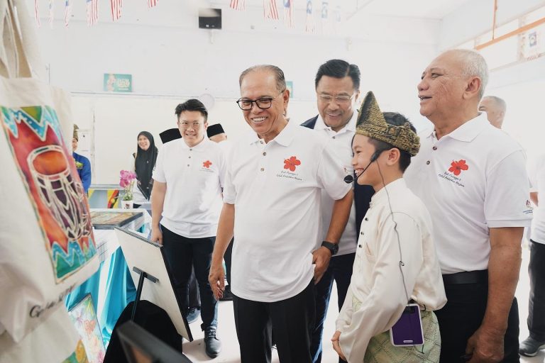 PAHANG CADANG TUBUH KELAB PENDIDIKAN MUZIUM KE SELURUH SEKOLAH