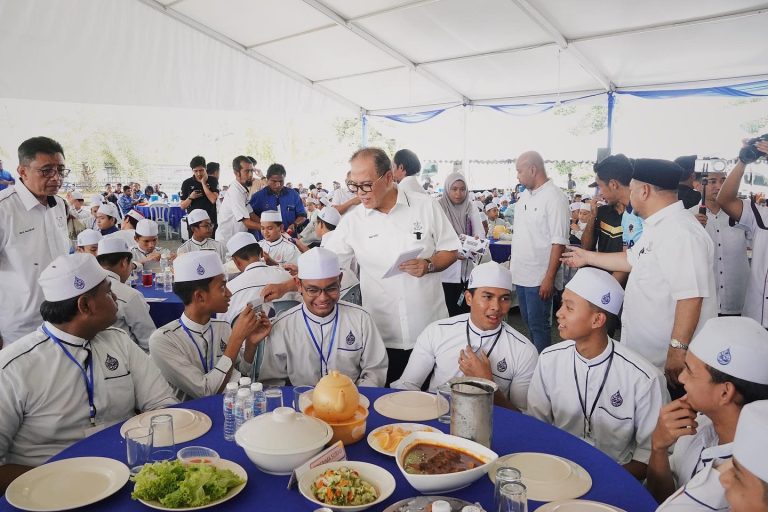 KERAJAAN PAHANG BERSUNGUH-SUNGGUH BANTU RAKYAT