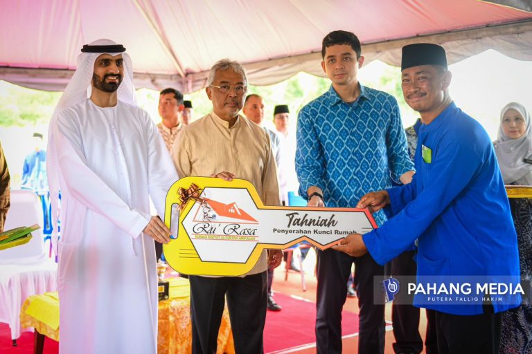 PROJEK RURASA PERUNTUK 178 UNIT RUMAH PERCUMA UNTUK RAKYAT
