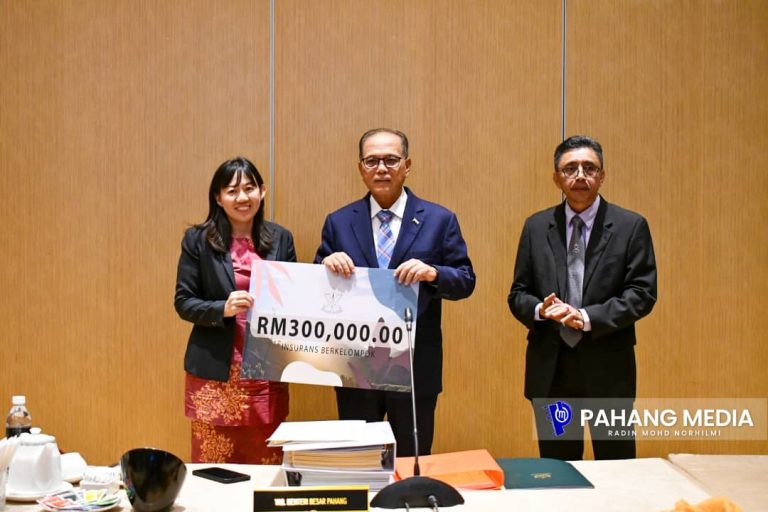 PAHANG BERI PERLINDUNGAN INSURANS RM79.4 JUTA KEPADA 794 PEMAIN INDUSTRI PELANCONGAN