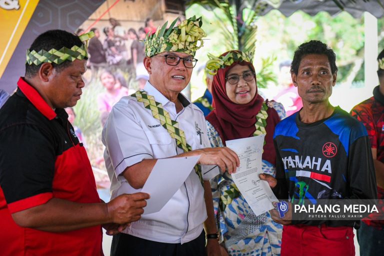 ORANG ASLI DI PELANGAI TEGUH SOKONG BN