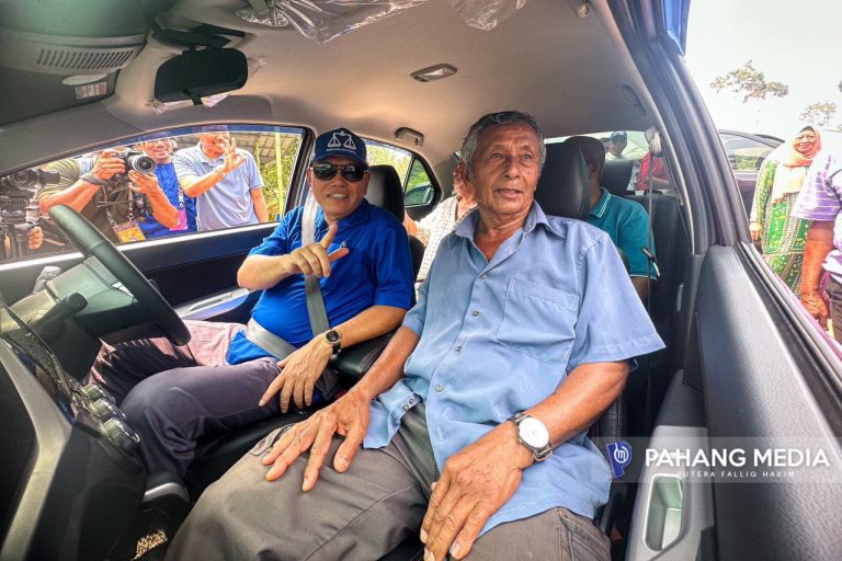 PRK PELANGAI : MENTERI BESAR, EXCO BAWA PENGUNDI TUNAI TANGGUNGJAWAB