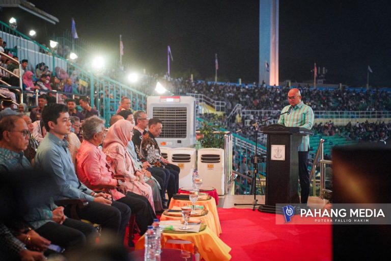 STADIUM DARUL MAKMUR MERCU TANDA KEBANGGAAN RAKYAT PAHANG