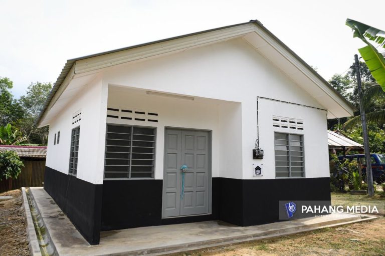 SIDANG DUN : PAHANG TINGKAT KECEKAPAN PENGURUSAN PEMBANGUNAN SEKTOR PERUMAHAN