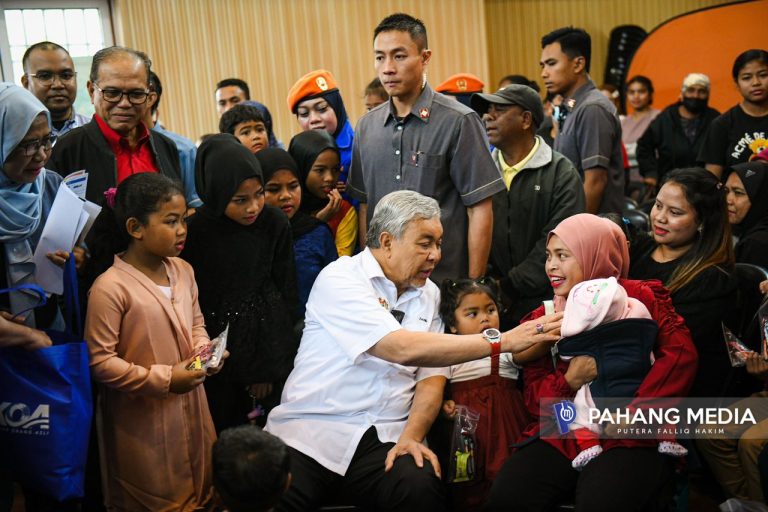 KKDW USAHA PENDEKKAN TEMPOH SIAP BAIKI RUMAH ORANG ASLI SUNGAI RUIL