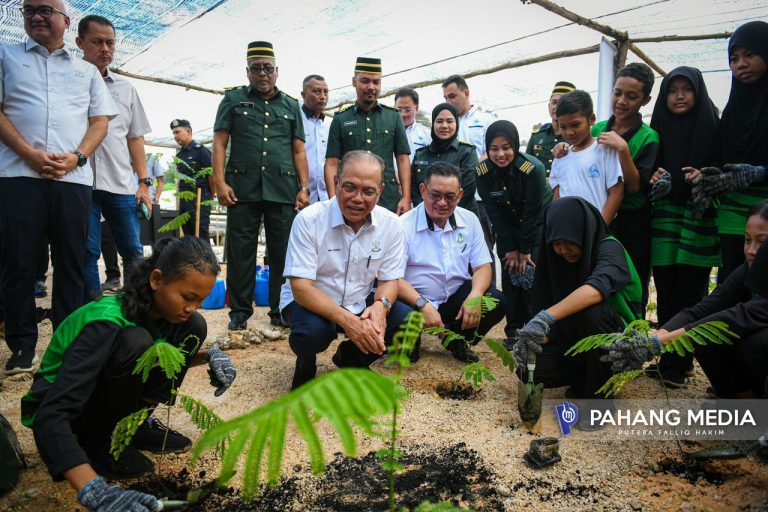 PAHANG BERI PERHATIAN SERIUS PELIHARA, PULIHARA HUTAN