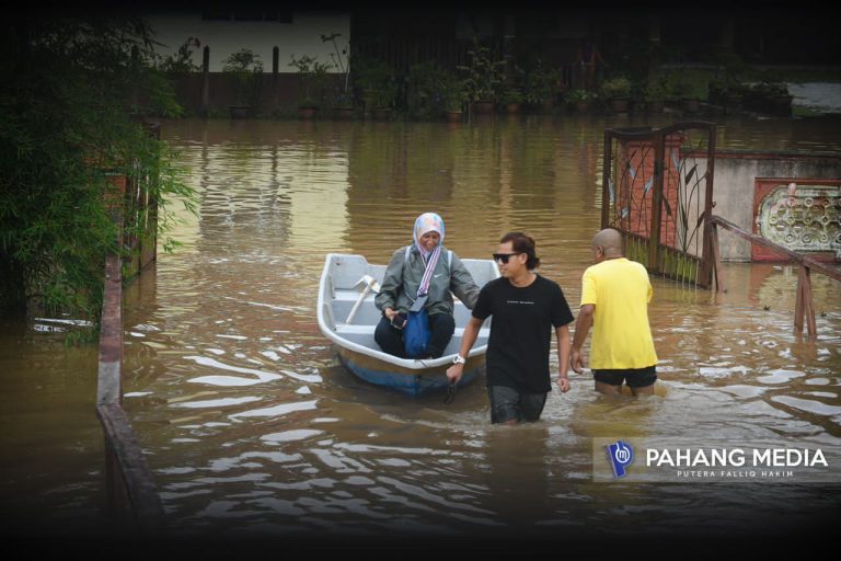 MANGSA BANJIR TURUN KEPADA 1,197 DI TIGA DAERAH