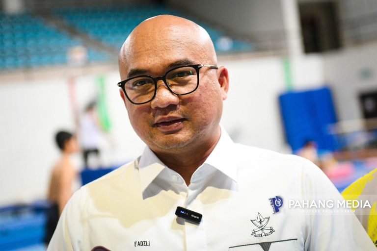 MENARA KOMUNIKASI DI DONG ROSAK AKIBAT VANDALISME, GANGGUAN LAPAN MENARA PEMANCAR