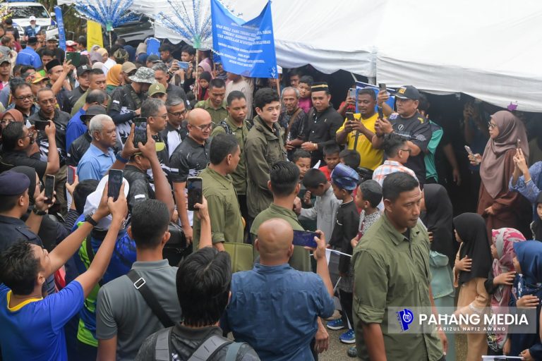 KDYTM TENGKU MAHKOTA PAHANG MAHU BUKUKAN KISAH SEJARAH PAHANG