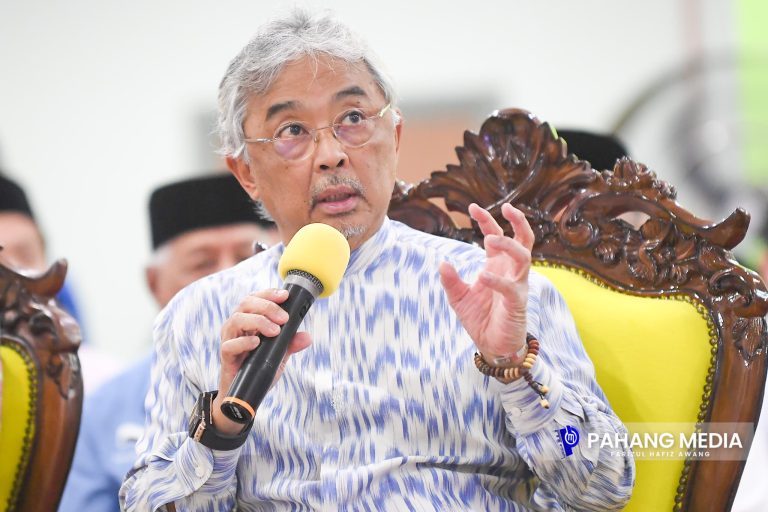 JEREBU : SULTAN PAHANG TITAH PENDUDUK SEKITAR BALOK BARU HENTI KEGIATAN LUAR