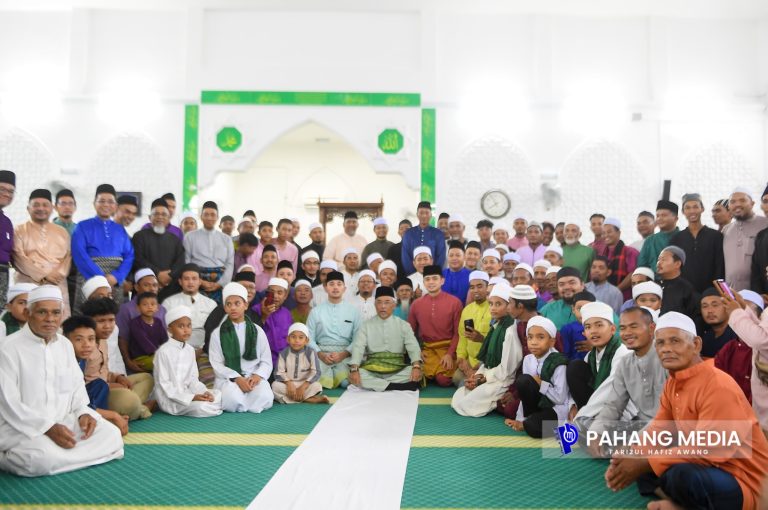 SULTAN PAHANG TITAH RAKYAT TELITI DALAM BERBELANJA