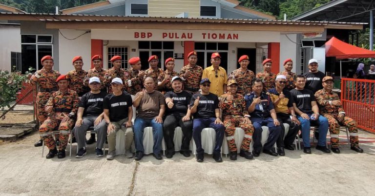 KERAJAAN NEGERI LULUS PR1MA PAHANG DI KAMPUNG TEKEK