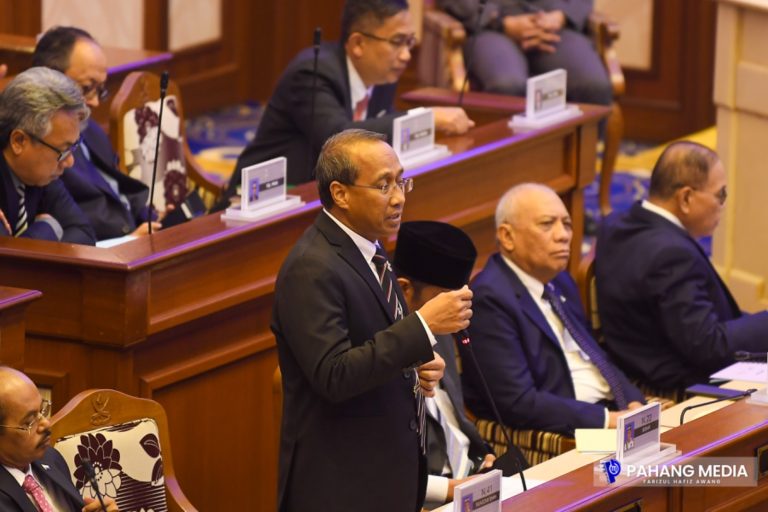 SIDANG DUN : KERAJAAN NEGERI SEDANG LAKSANA PERANCANGAN MASA PANJANG ATASI HAKISAN PANTAI