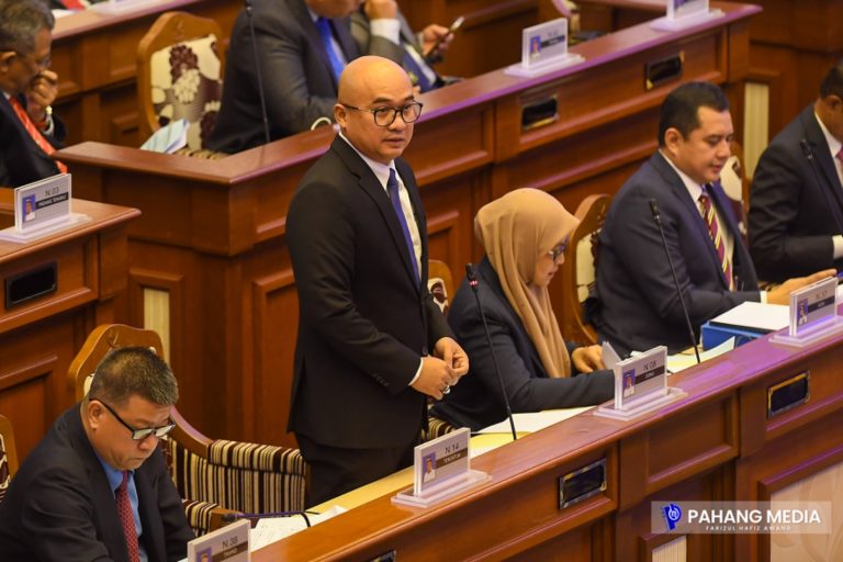 SIDANG DUN : KERAJAAN PAHANG NAIKKAN KADAR ELAUN LATIHAN ATLET SEHINGGA 150 PERATUS