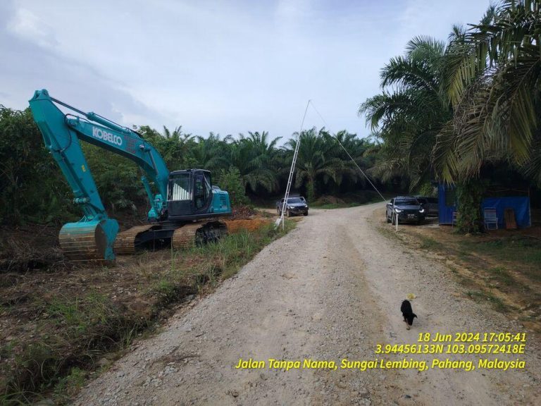 DUA AHLI PERTUBUHAN DITAHAN CEROBOH TANAH KERAJAAN