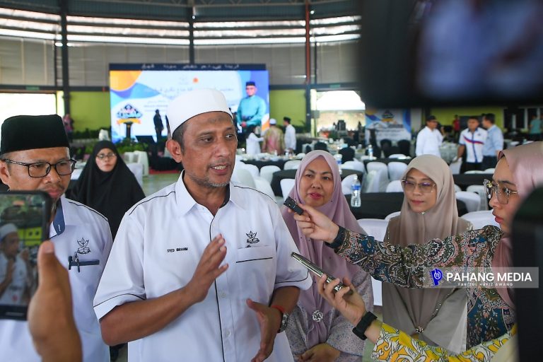 PAHANG SARAN JABATAN MUFTI KERJASAMA DENGAN PENASIHAT UNDANG-UNDANG BAGI SEDIA KERTAS RUU MUFTI