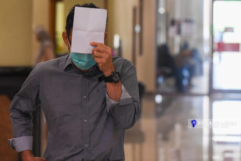 PEMILIK SYARIKAT DIDENDA RM4,000 TEBANG POKOK MBK