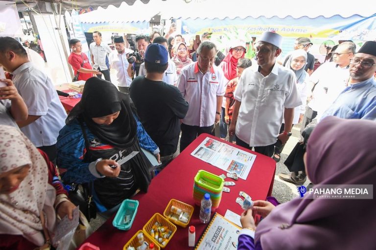 MOH KARNIVAL MAKMUR DEKATI RAKYAT, PERMUDAH URUSAN BANTUAN