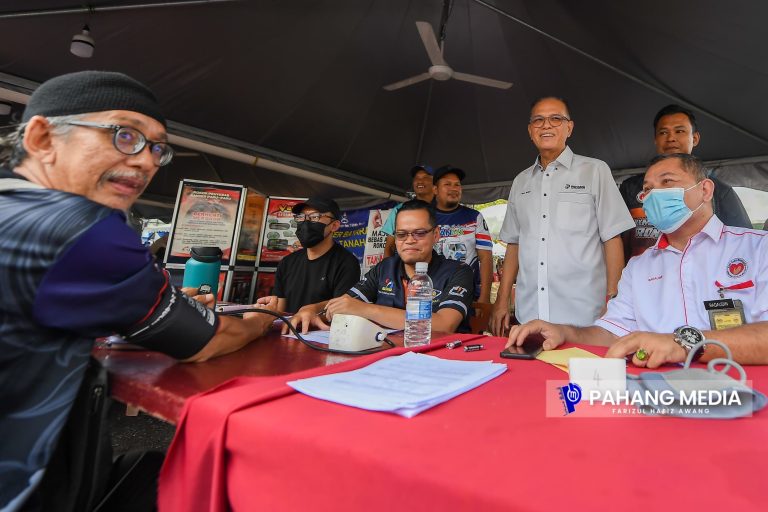 KARNIVAL MAKMUR INISIATIF KERAJAAN DEKATI RAKYAT PAHANG