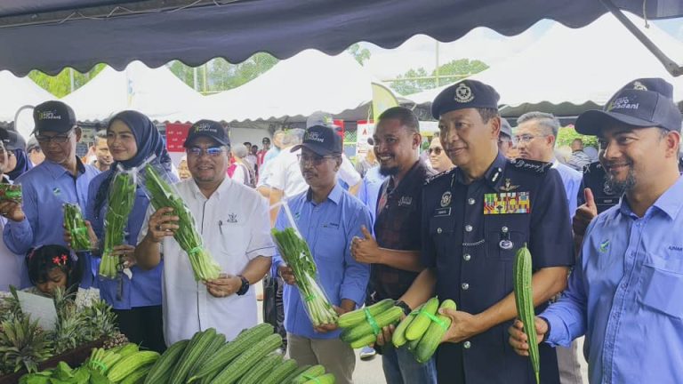 JUALAN AGRO MADANI DAPAT BANTU RAKYAT
