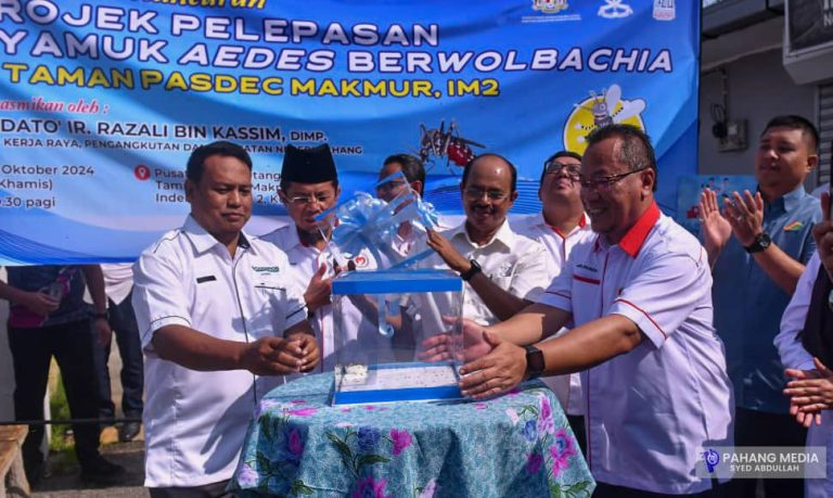 420,000 NYAMUK AEDES BERWOLBACHIA DILEPASKAN DI TAMAN PASDEC MAKMUR