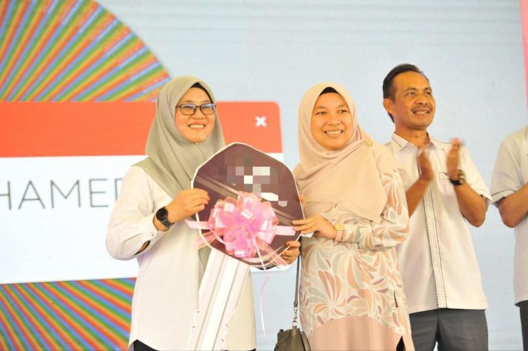 BELANJAWAN PAHANG : KERAJAAN SASAR KEBAJIKAN RAKYAT