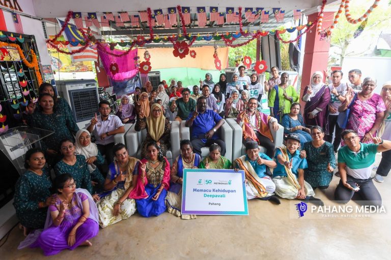 50 TERIMA SUMBANGAN DEEPAVALI PETRONAS