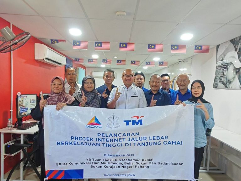 191 MENARA TELEKOMUNIKASI DI PAHANG SELESAI DIBINA