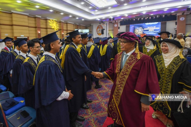 MB PAHANG SERU GENERASI Z, MILENIAL TERAJU IR4.0, MASYARAKAT 5.0