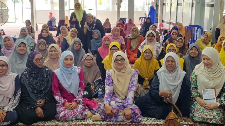 RAPATKAN UKHUWAH, ELAKKAN PERPECAHAN