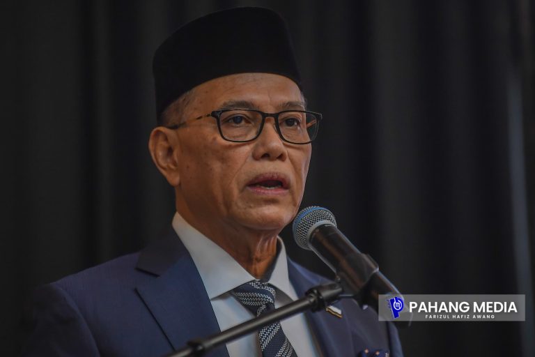 KERAJAAN PAHANG TEGAS ATASI ISU KETIRISAN, KEKAL KUTIPAN HASIL RM1 BILION TIGA TAHUN BERTURUT