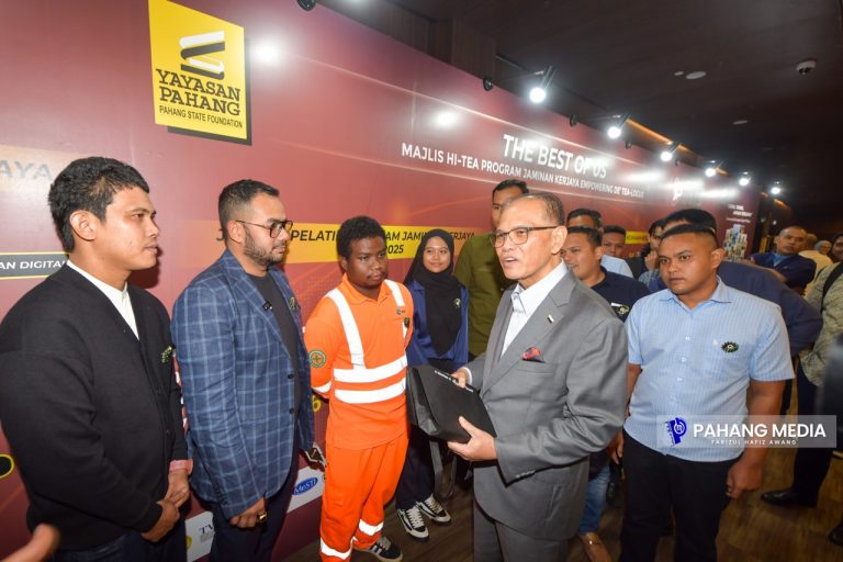 PESERTA JAMINAN KERJAYA PEROLEH PEKERJAAN BERPENDAPATAN TINGGI