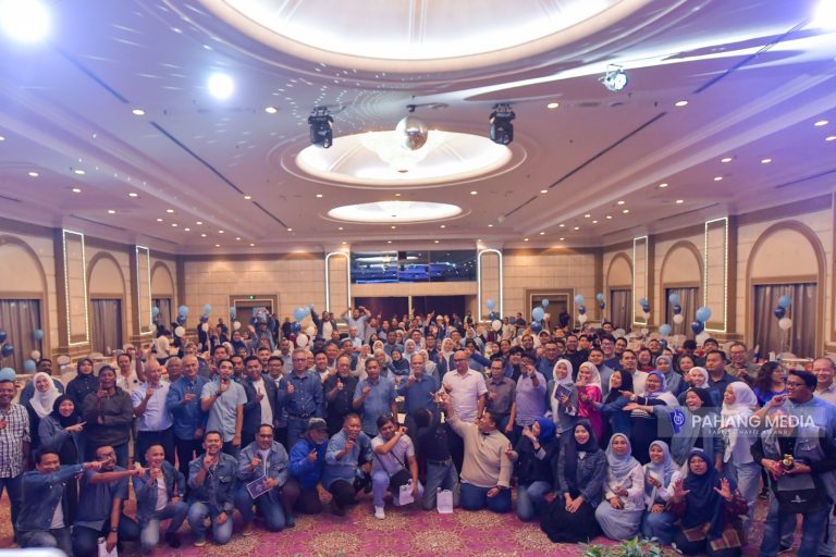 KERAJAAN NEGERI PAHANG TERUS PERKUKUH HUBUNGAN BAIK DENGAN PENGAMAL MEDIA