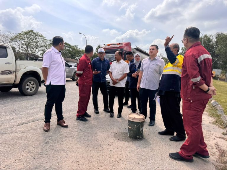 KERAJAAN NEGERI PANDANG SERIUS MASALAH INFRASTRUKTUR DI KAWASAN INDUSTRI GEBENG