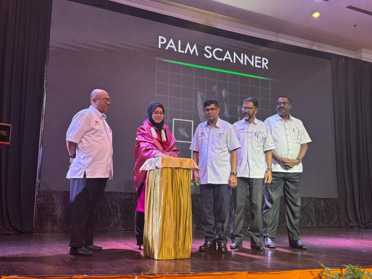 KERAJAAN NEGERI PAHANG SERU KERJASAMA GURU, IBU BAPA DALAM PENDIDIKAN GENERASI MUDA