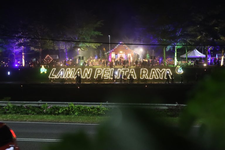 PAHANG ANJUR PESTA PELITA RAYA PAHANG 2025 BAGI SEMARAK SEMANGAT PERSAUDARAAN, KEBERSAMAAN