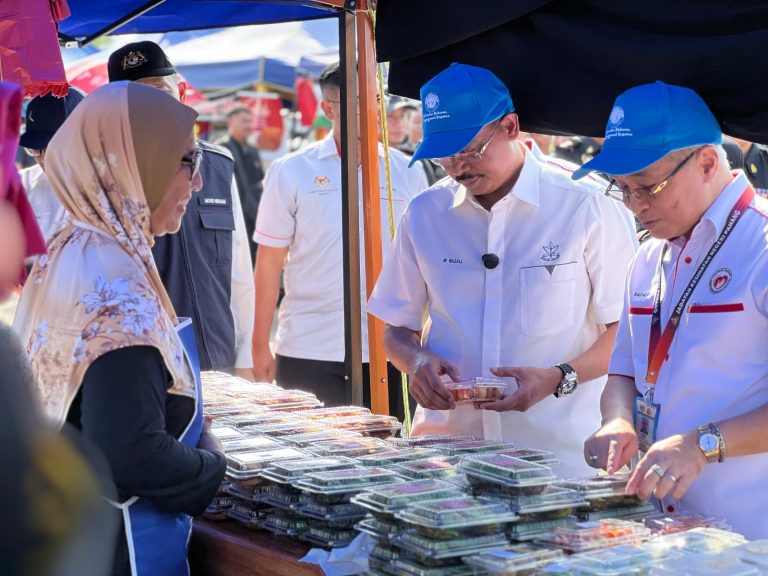 412 GERAI DI BAZAR RAMADAN SELURUH PAHANG DIPERIKSA