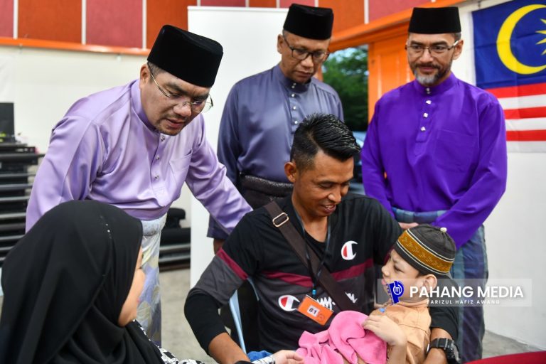 400 ASNAF PAHANG TERIMA SUMBANGAN AIDILFITRI DARIPADA YAYASAN PETRONAS