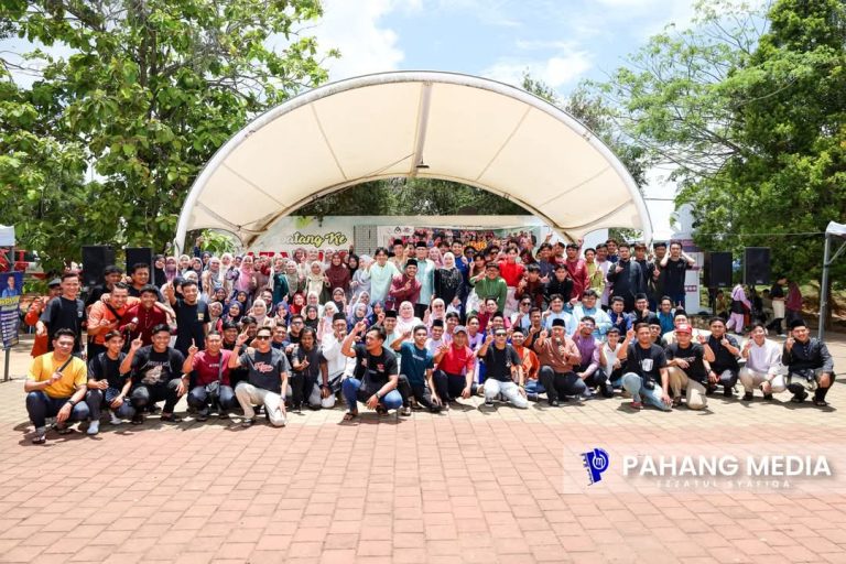 SEKITAR 1,500 ANAK MUDA MERIAHKAN JAMUAN HARI RAYA AIDILFITRI GENZ