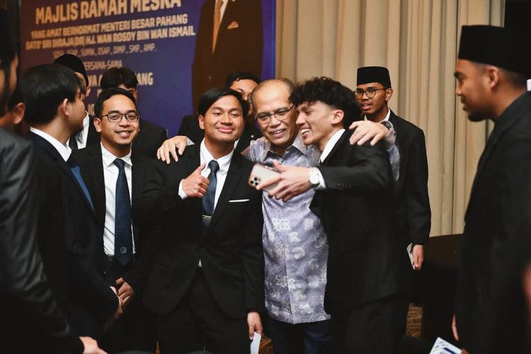 KERAJAAN PAHANG MOHON KUOTA TAMBAHAN ANAK PAHANG SAMBUNG BELAJAR DI JORDAN