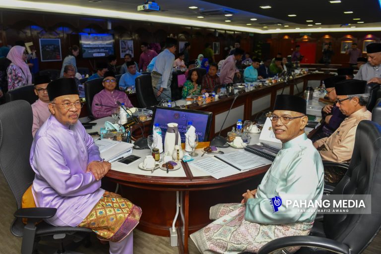 KERAJAAN SETUJU MULA KERJA AWALAN LIMA PROJEK PEMBANGUNAN UTAMA PAHANG