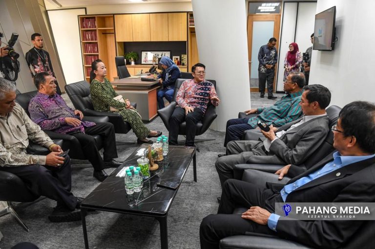 LAWATAN JAWATANKUASA PILIHAN KHAS KESELAMATAN PARLIMEN PENGIKTIRAFAN PEMBANGUNAN, KEDUDUKAN KEWANGAN PAHANG