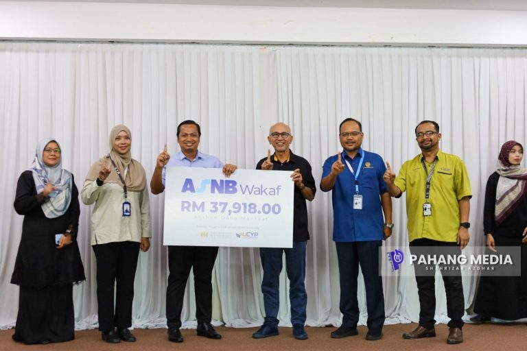 ASNB SALUR DANA WAKAF RM37,918 KEPADA UCYP UNIVERSITY