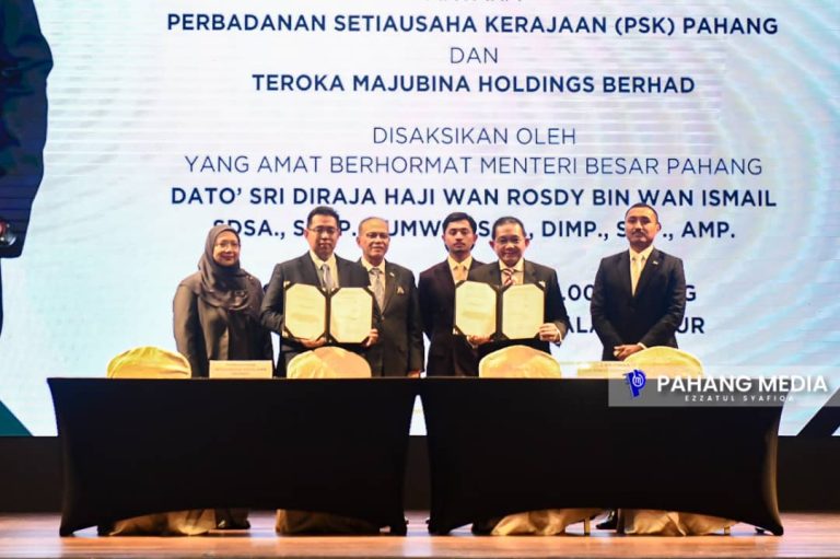 PAHANG TANDATANGANI MOA PEMBANGUNAN KOMPLEKS HYBRID SHIPYARD TANJUNG AGAS PEKAN BERNILAI RM75 BILION