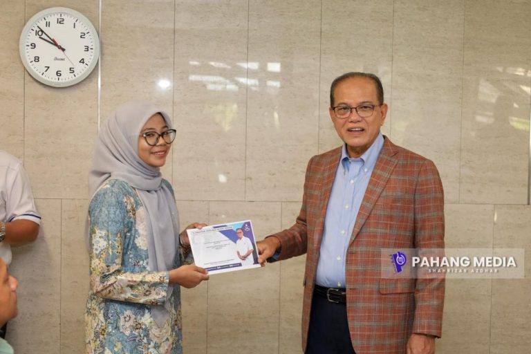 KERAJAAN NEGERI SUMBANG RM765,923 KEPADA 35 PENERIMA