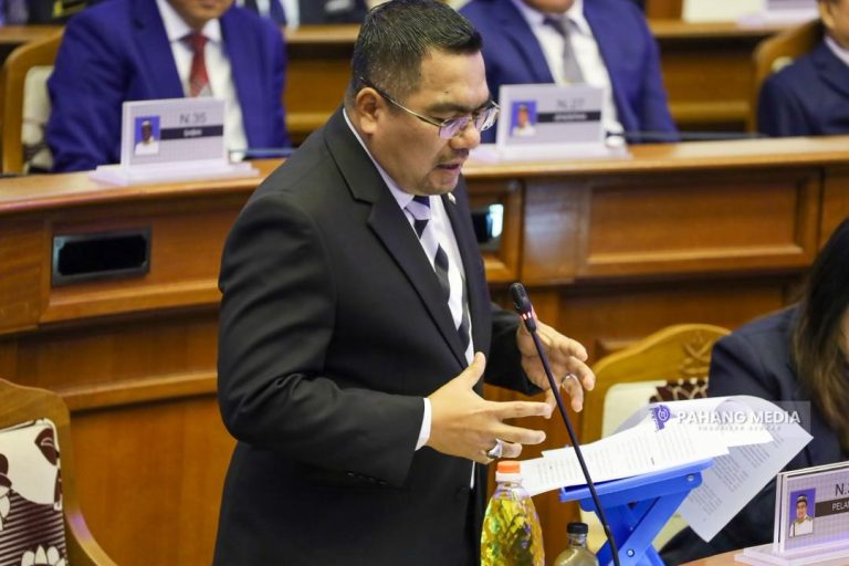 SIDANG DUN : 41,834 PENEROKA FELDA PAHANG TELAH TERIMA GERAN HAK MILIK