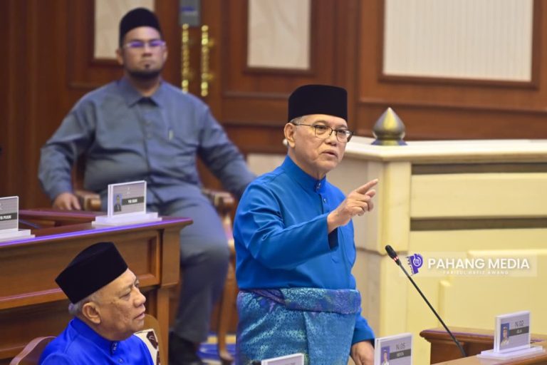 Sidang DUN : Pahang adakan pertemuan dengan Kementerian Sumber Asli dan Kelestarian Alam bincang isu pengurusan pasir